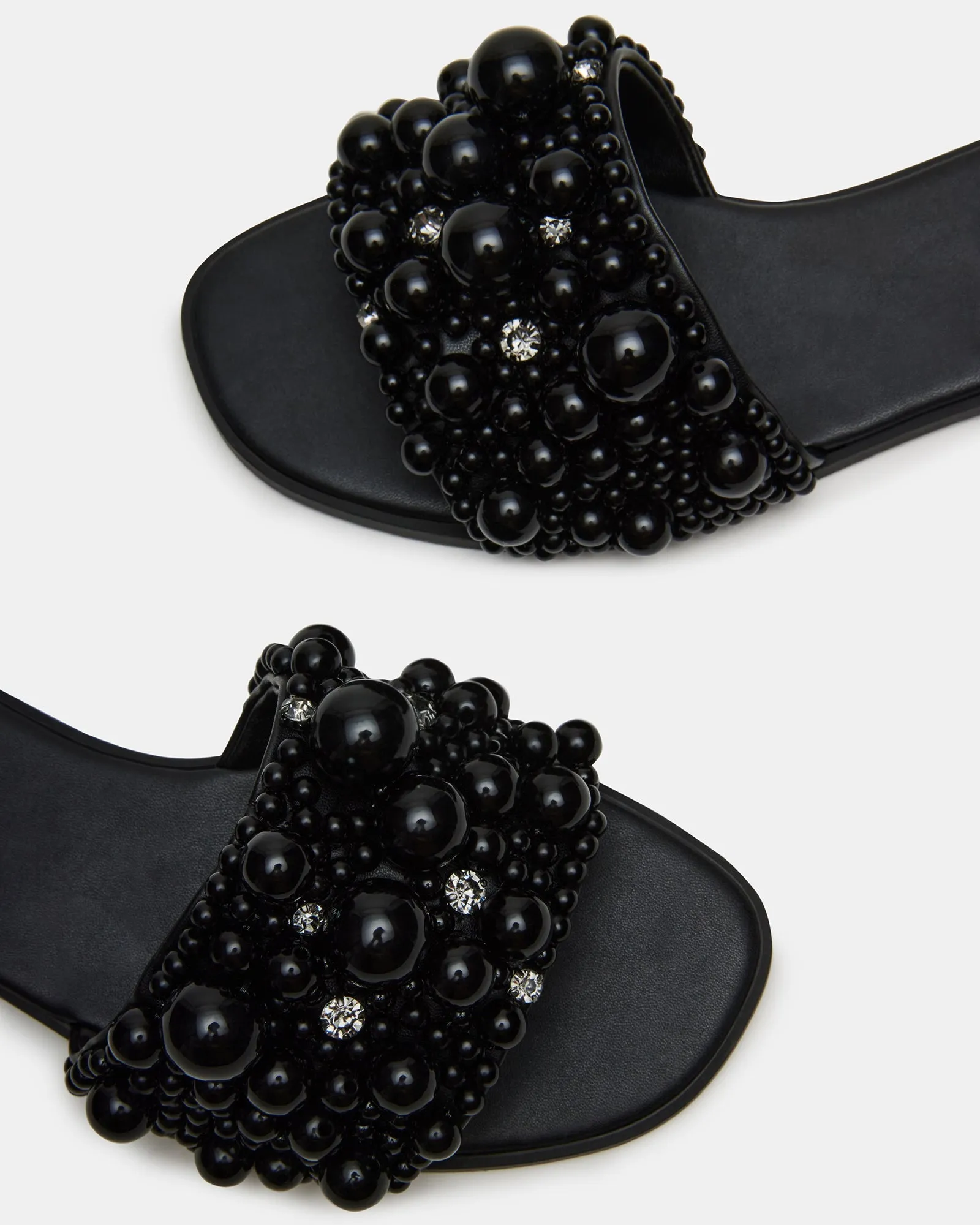 Steve Madden Knicky Sandals in Black